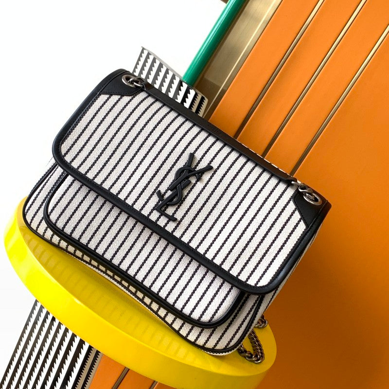 Luxurious Totes - Latest - 8089