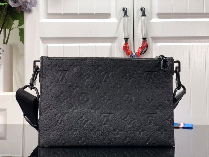LOV - Luxurious Totes - 1768