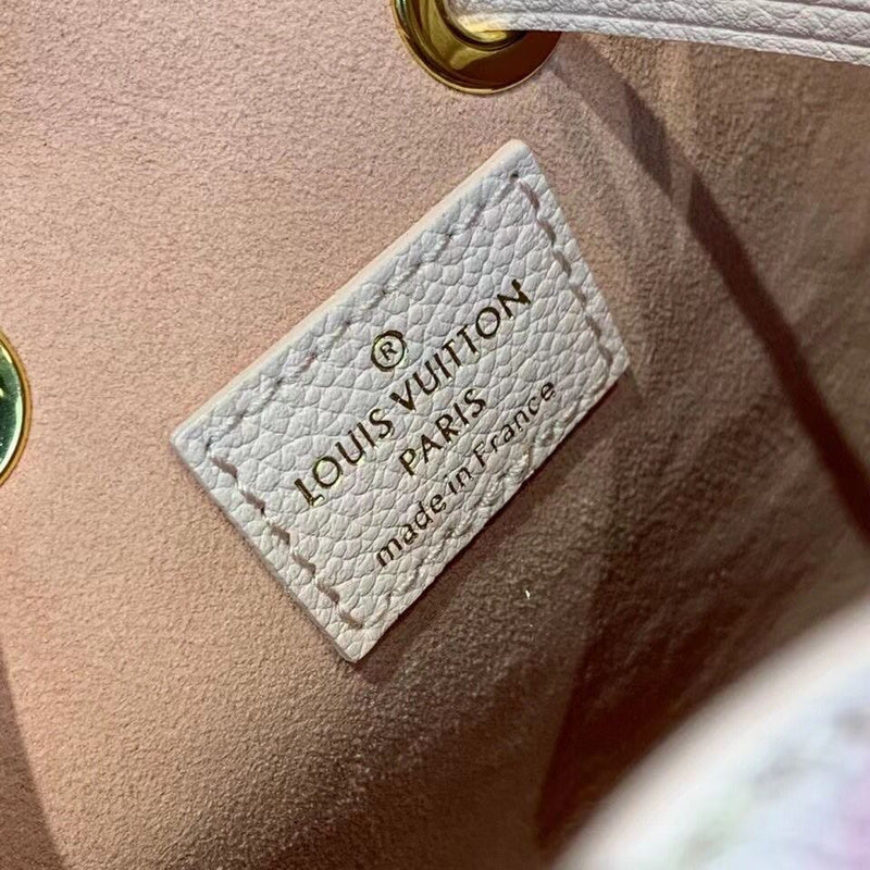 LOV - Luxurious Totes - 1450