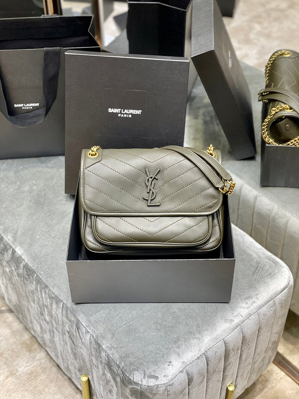 Luxurious Totes - Latest - 8289