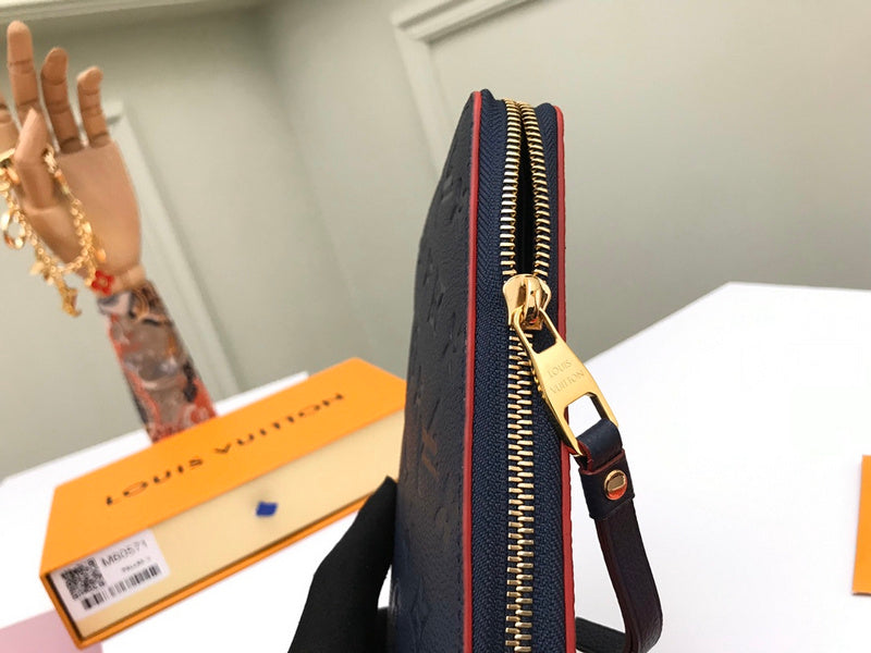 Luxurious Totes - Latest - 746