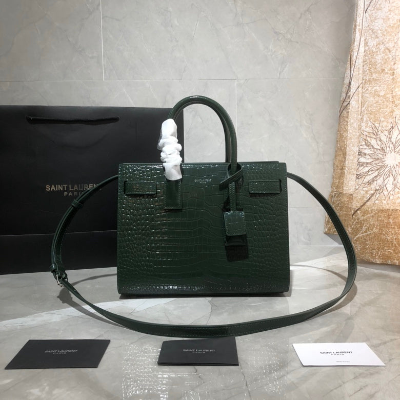 Luxurious Totes - Latest - 9477