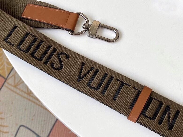 LOV - Luxurious Totes - 1091