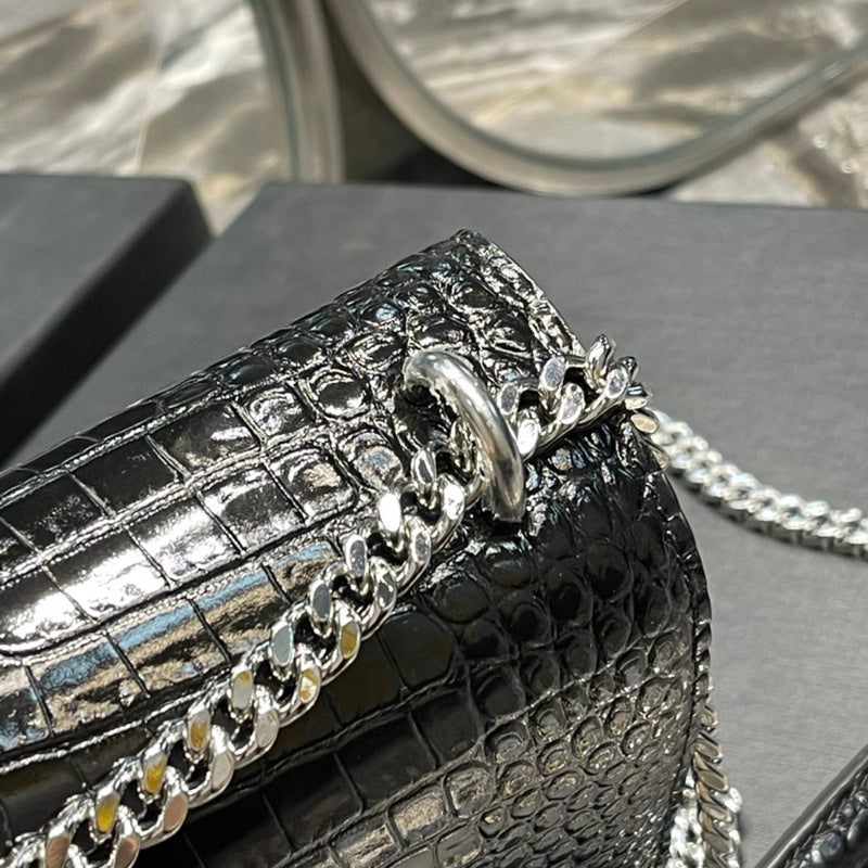 Luxurious Totes - Latest - 8552