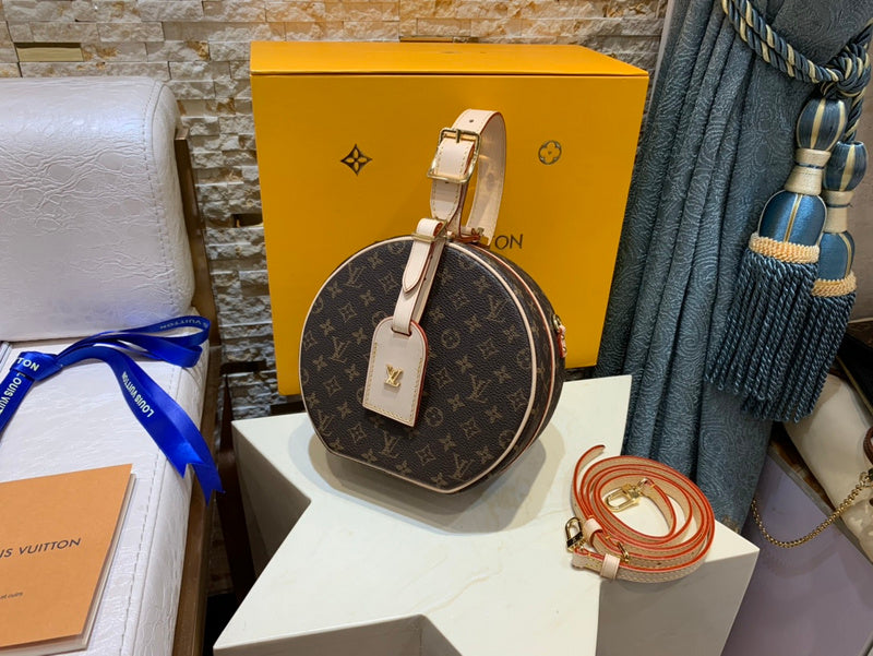 Luxurious Totes - Latest - 1650