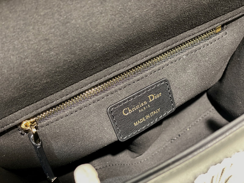 Luxurious Totes - Latest - 6197