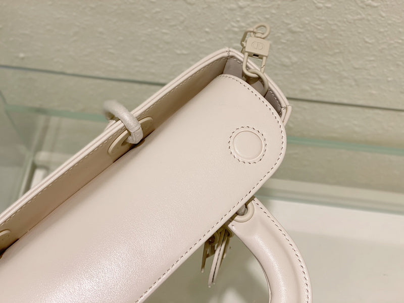 Luxurious Totes - Latest - 6504