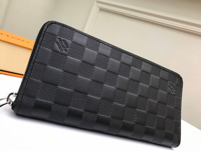 Luxurious Totes - Latest - 703