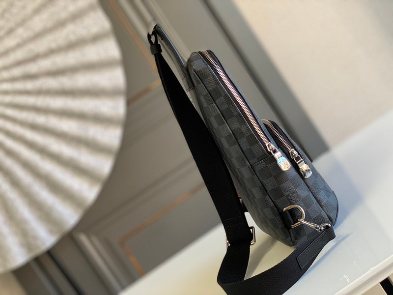 LOV - Luxurious Totes - 1832