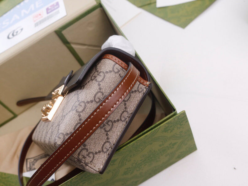 GUI - Luxurious Totes - 764