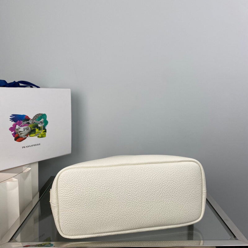 Luxurious Totes - Latest - 4517