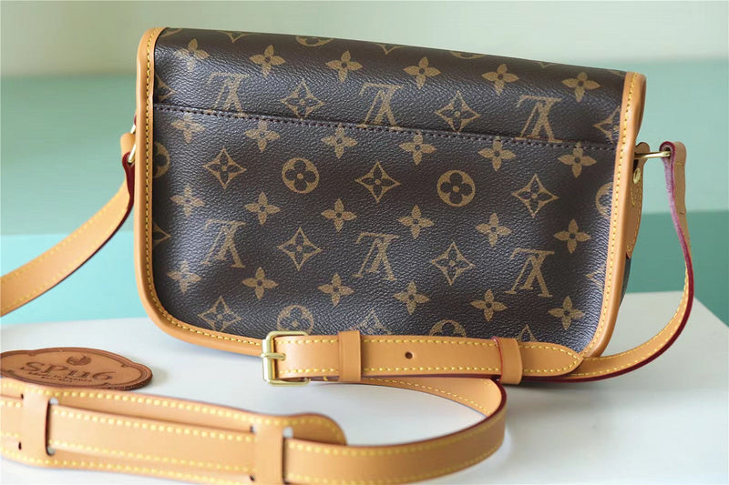 Lux-Totes - LOV Bags - 415