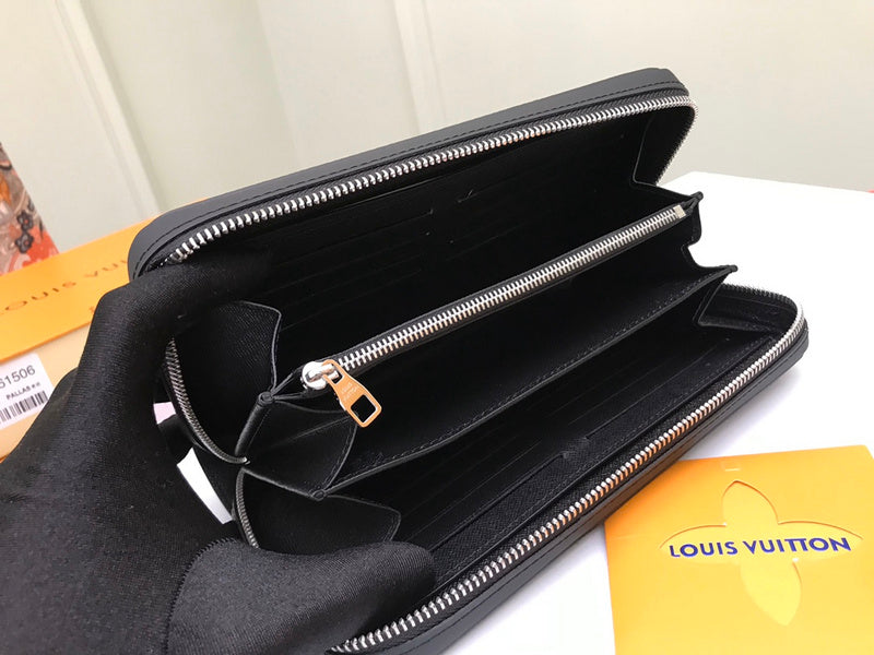 Luxurious Totes - Latest - 759