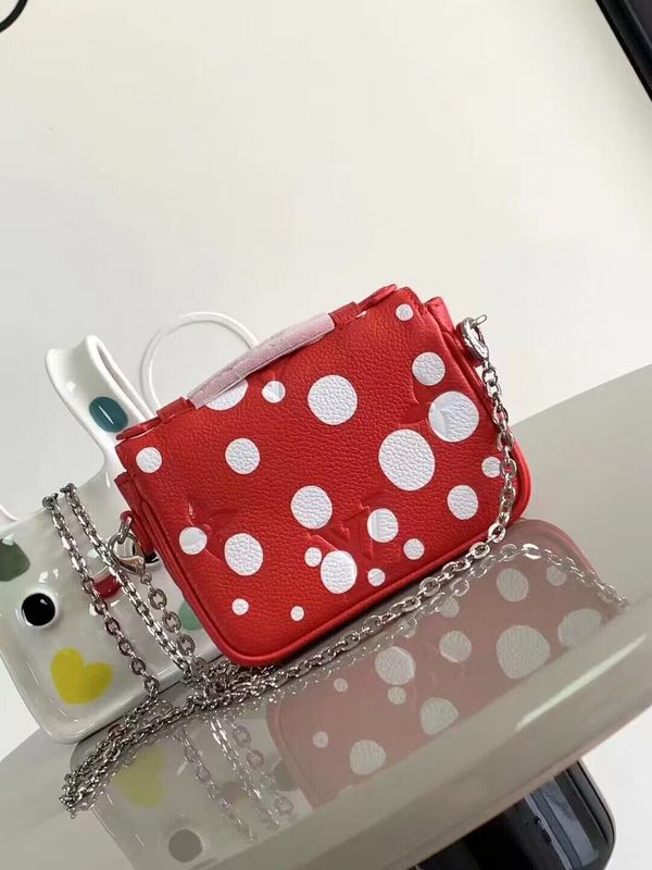LOV - Luxurious Totes - 127