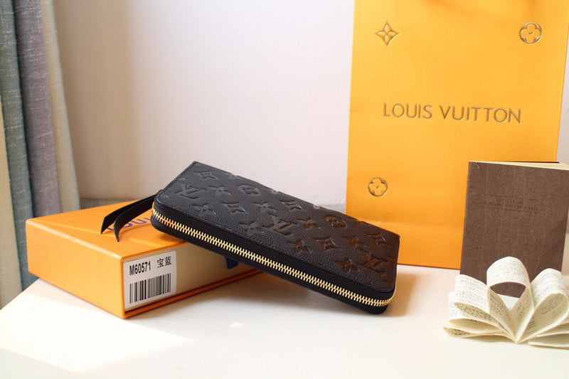 Luxurious Totes - Latest - 853
