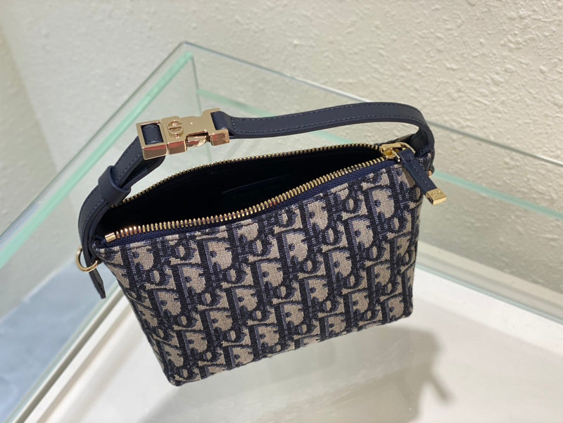 Luxurious Totes - Latest - 6411