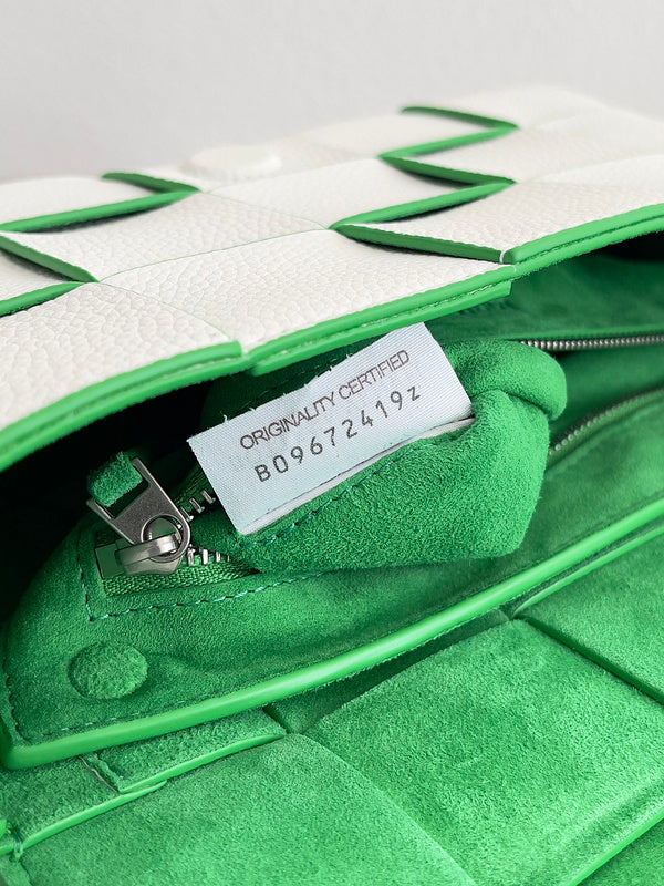 Luxurious Totes - Latest - 6992