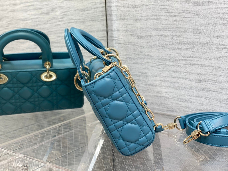 Luxurious Totes - Latest - 6225