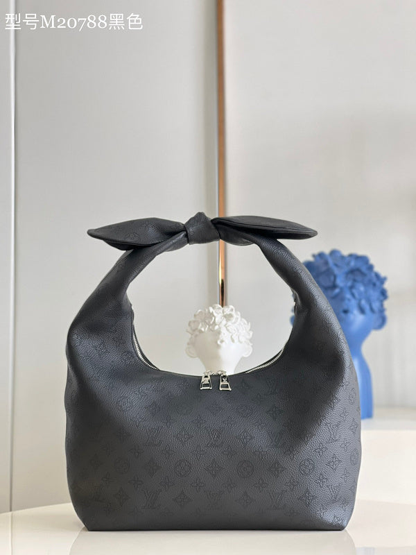 LOV - Luxurious Totes - 1218