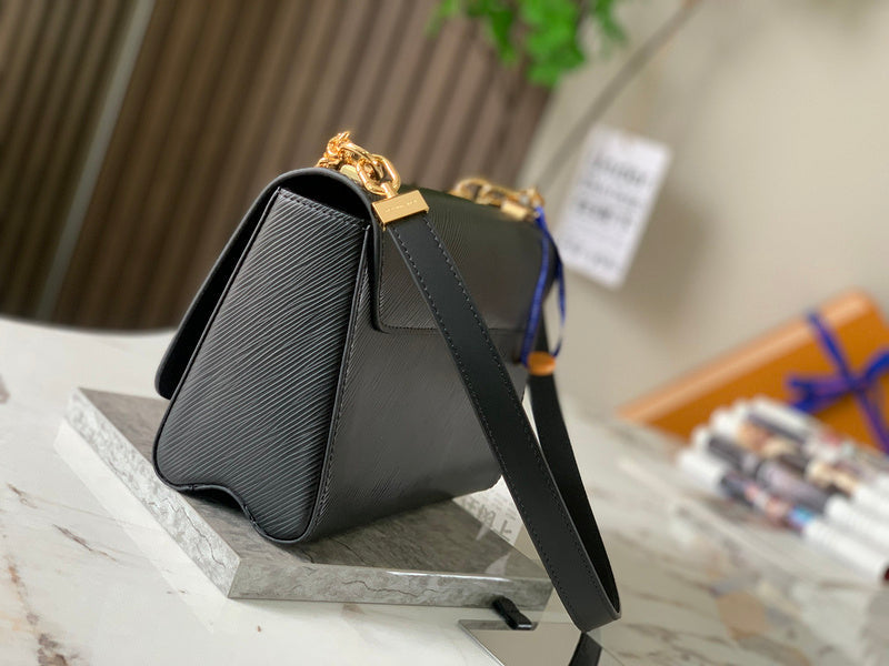 LOV - Luxurious Totes - 1504