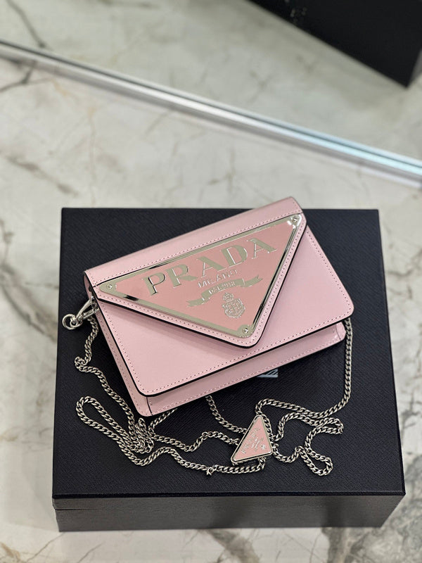 PDA - Luxurious Totes - 074