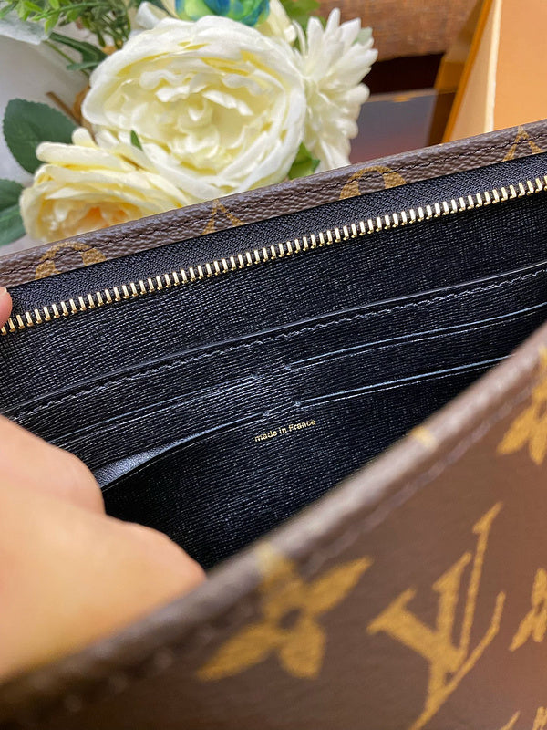 LOV - Luxurious Totes - 1435