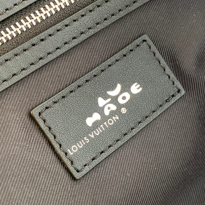 LOV - Luxurious Totes - 2110