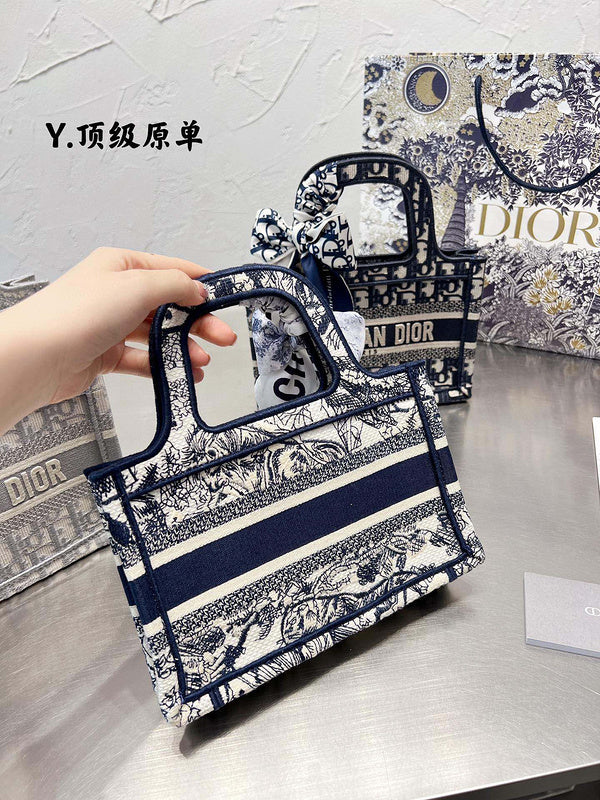 Luxurious Totes - DOR2 Bags - 241