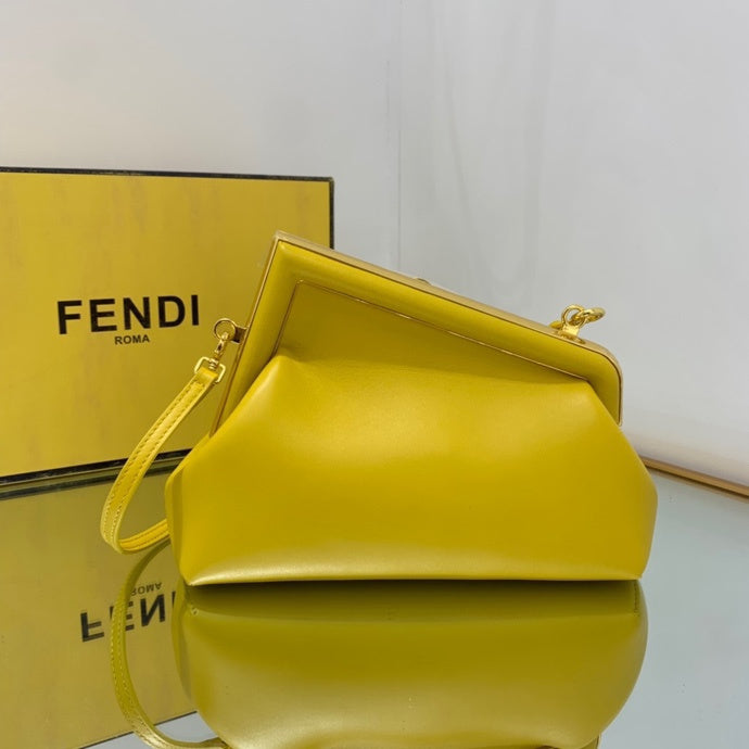 Luxurious Totes - Latest - 11404