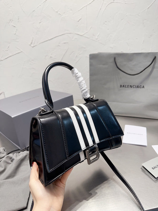 Luxurious Totes - BGA2 Bags - 015