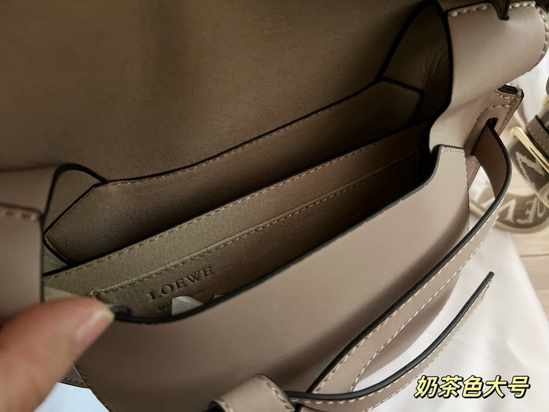 Luxurious Totes - LW-CH Bags - 023