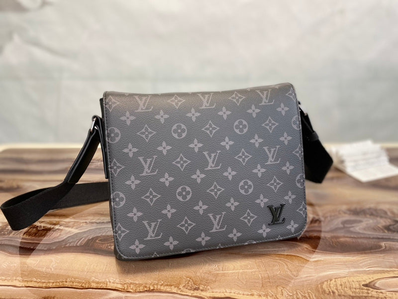 LOV - Luxurious Totes - 2296
