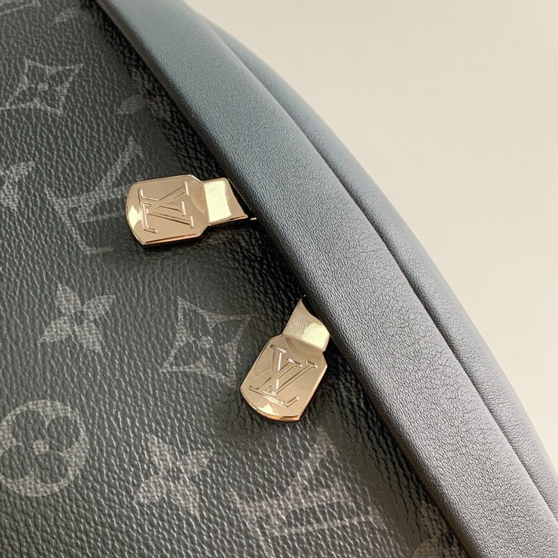 LOV - Luxurious Totes - 1684