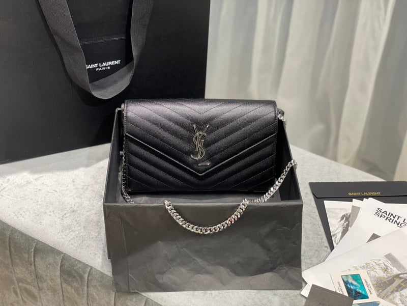 Luxurious Totes - Latest - 8370