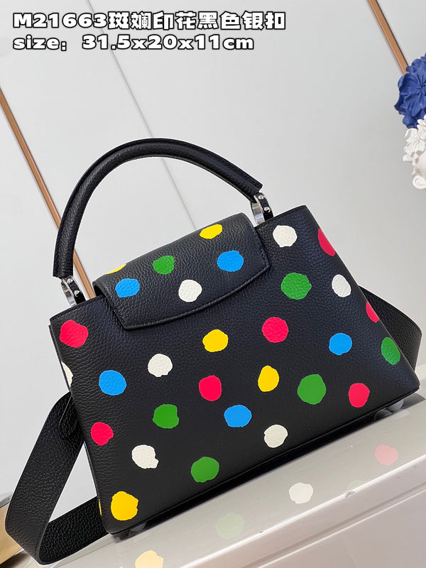 LOV - Luxurious Totes - 301