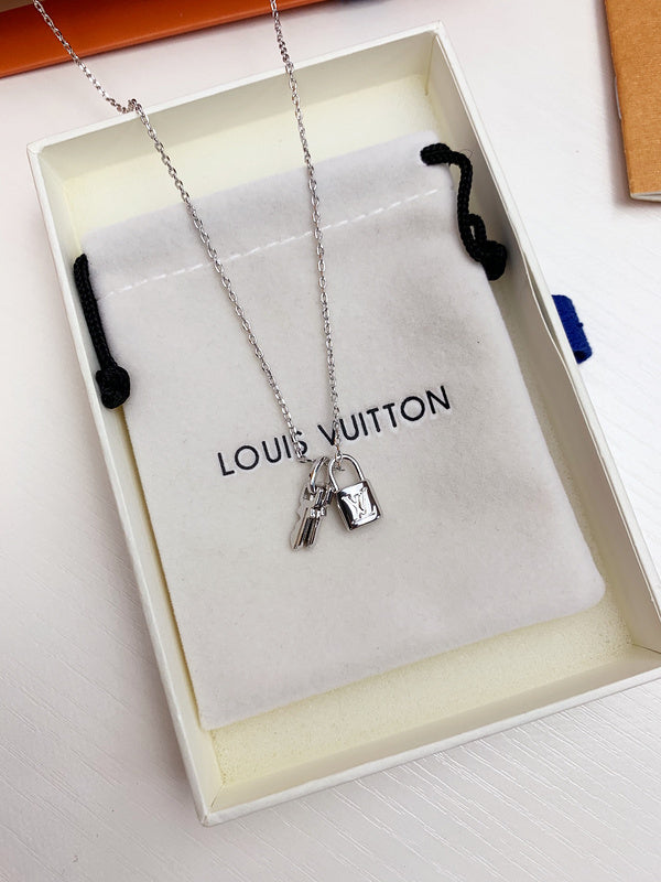 Luxurious Totes - Latest - 5254