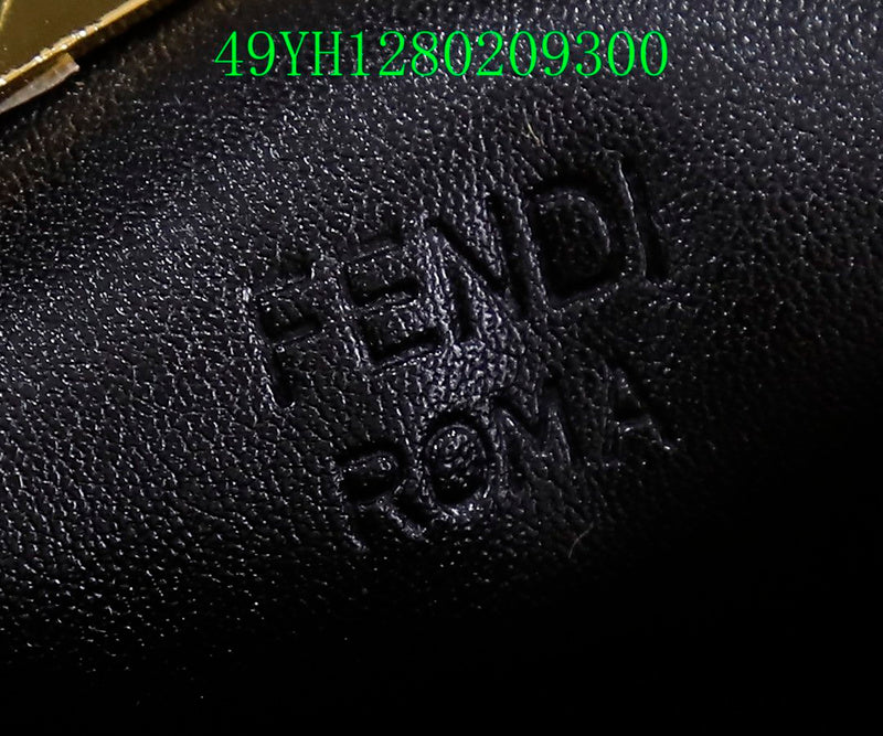 GC - Shoulder - 2699