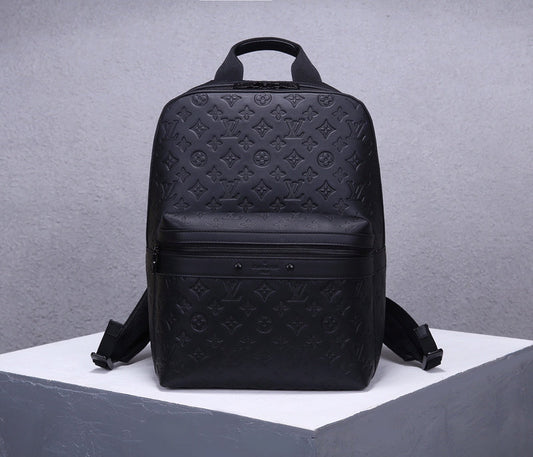 LOV - Luxurious Totes - 2554