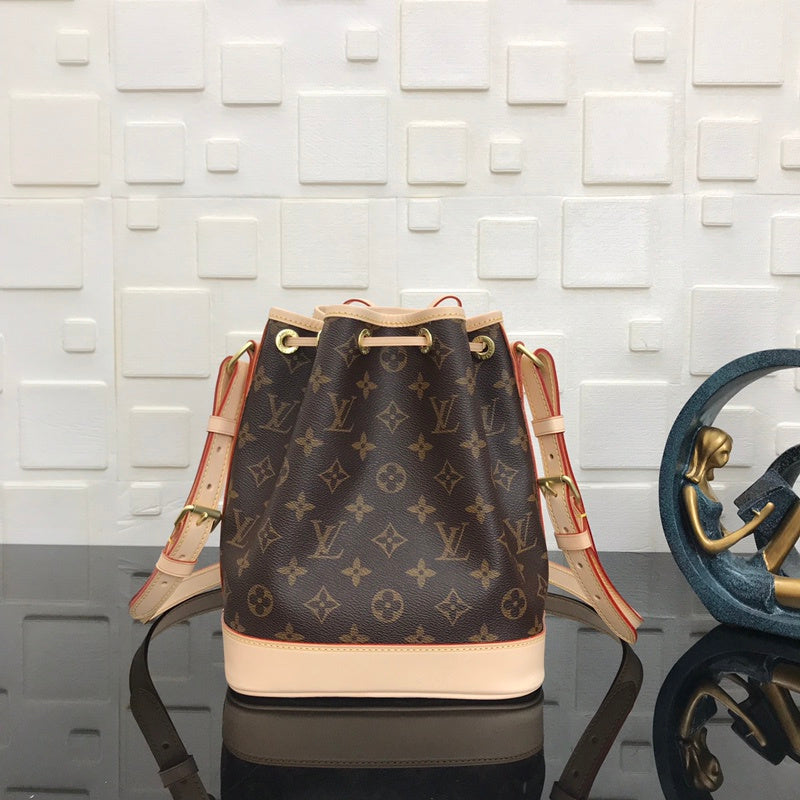 Luxurious Totes - Latest - 1598
