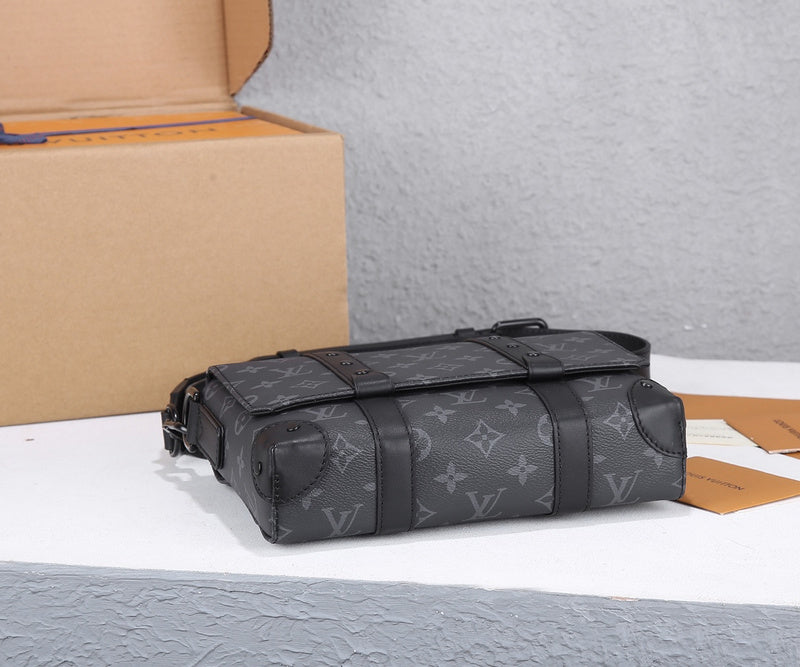 LOV - Luxurious Totes - 1825