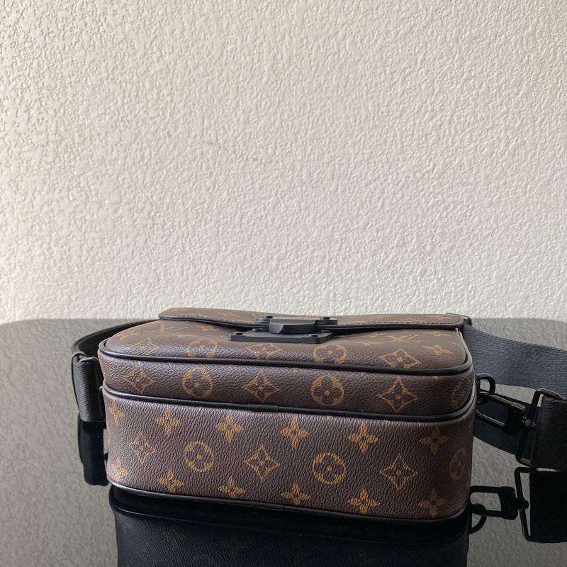 LOV - Luxurious Totes - 2232