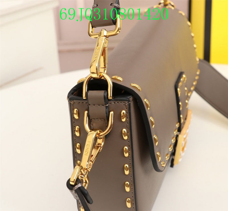 GC - Shoulder - 3280