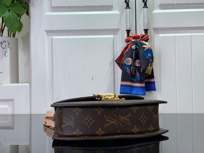 LOV - Luxurious Totes - 669