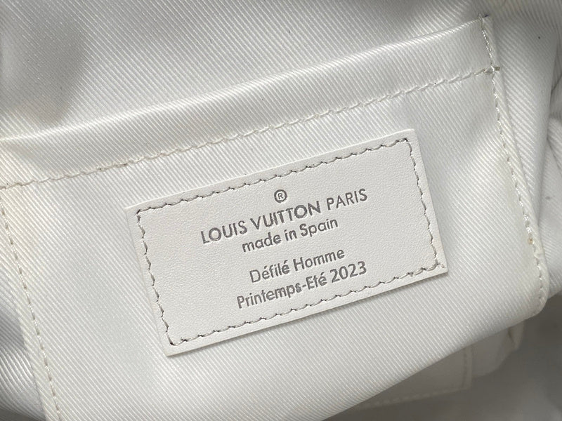 LOV - Luxurious Totes - 335