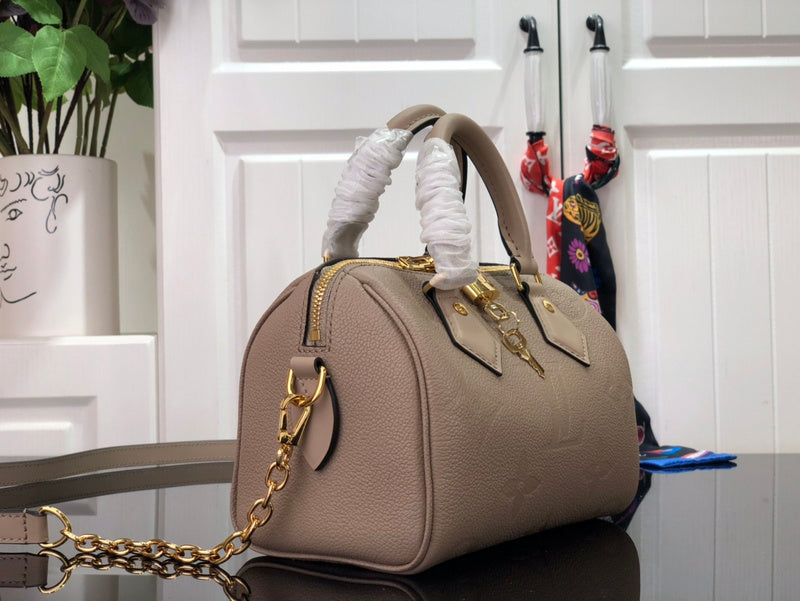 LOV - Luxurious Totes - 1263