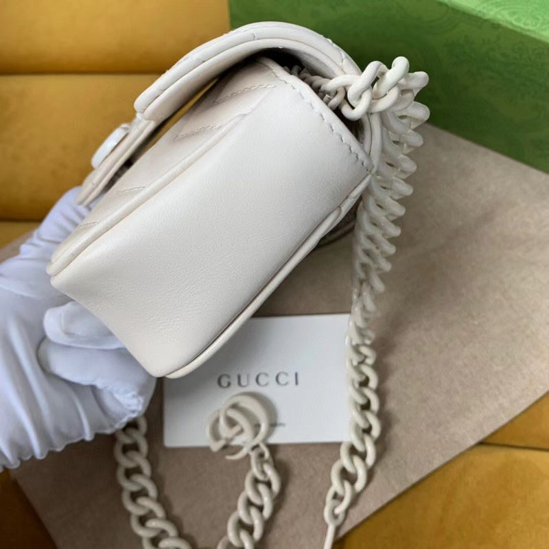 GUI - Luxurious Totes - 940