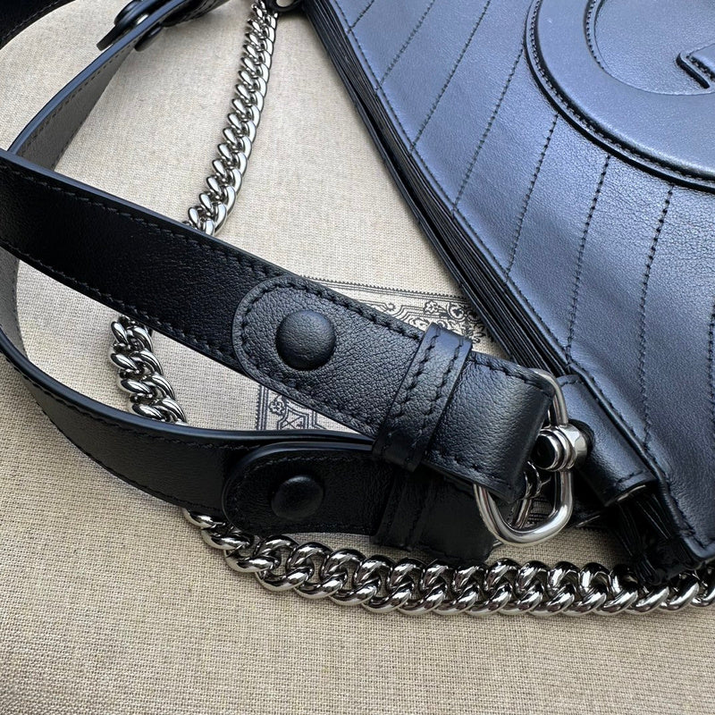 GUI - Luxurious Totes - 143