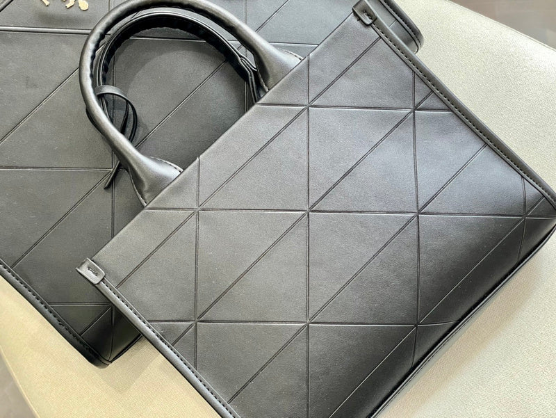 Luxurious Totes - PDA3 Bags - 175