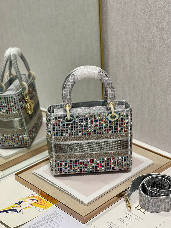 Luxurious Totes - Latest - 6256