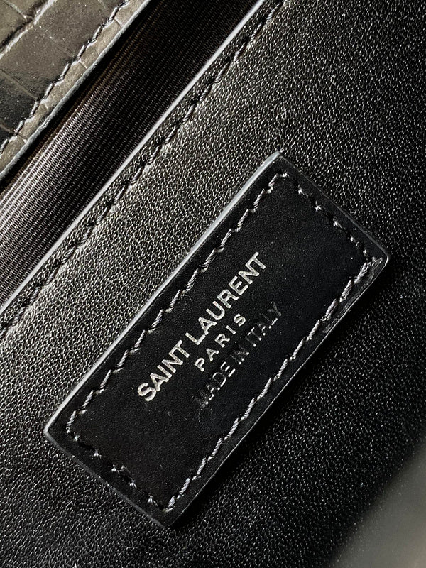 Luxurious Totes - Latest - 8589